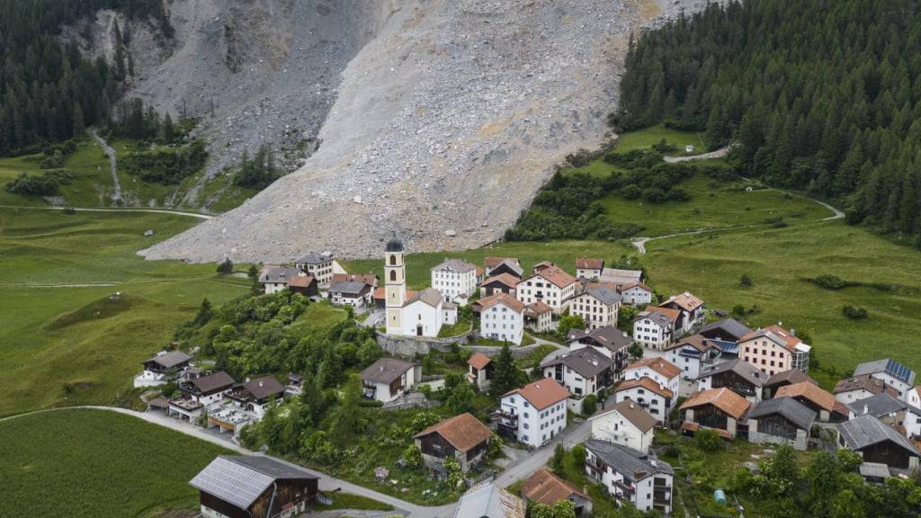 Der Bergsturzhang oberhalb des evakuierten Brienz GR ist laut der Gemeinde der best überwachte Hang in Europa. (Archivbild)
