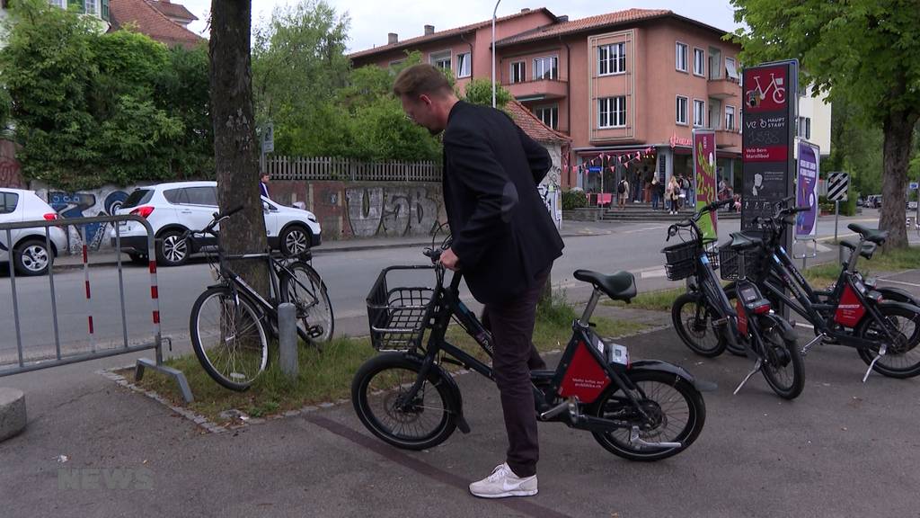 Neue Parkplätze für E-Trottinett in der Stadt Bern: Voi und Publibike spannen zusammen
