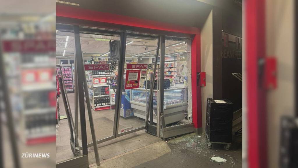 Rammbock-Einbruch: Mit VW Polo in Spar-Filiale in Zürich gekracht