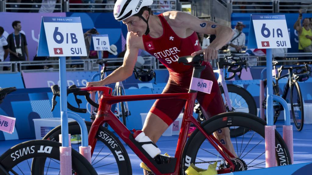 Max Studer triumphiert beim Triathlon in Weihai (Archivbild)