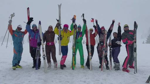 Skifahren wie in den 80ern: Retro-Skitag am Flumserberg