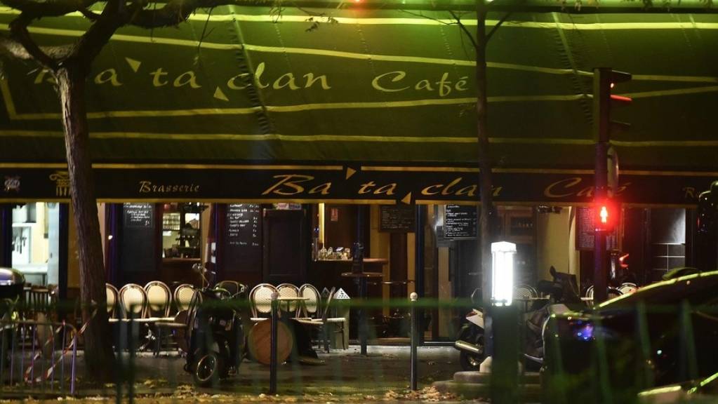 Am Abend des 13. November 2015 töteten Attentäter in Paris 130 Personen, unter anderem im Konzertsaal Bataclan. (Archivbild)