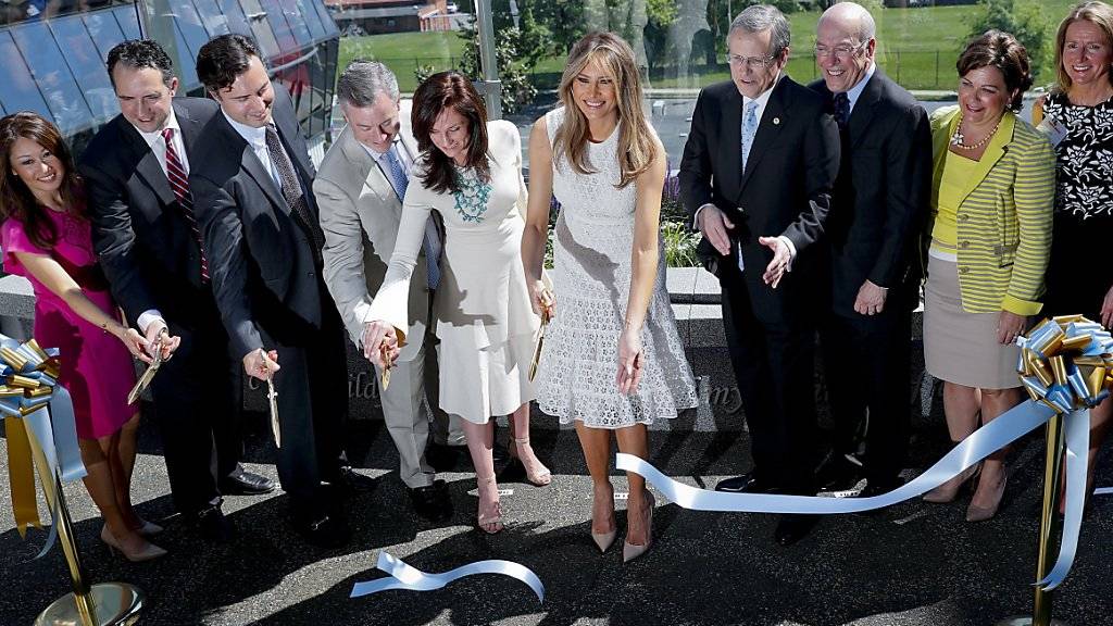 First Lady Melania Trump bei der Eröffnung des Gartens in einer Kinderklinik in Washington.