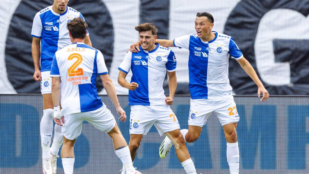 GC jubelt nach dem 3:1 über den FC Basel und dem ersten Saisonsieg