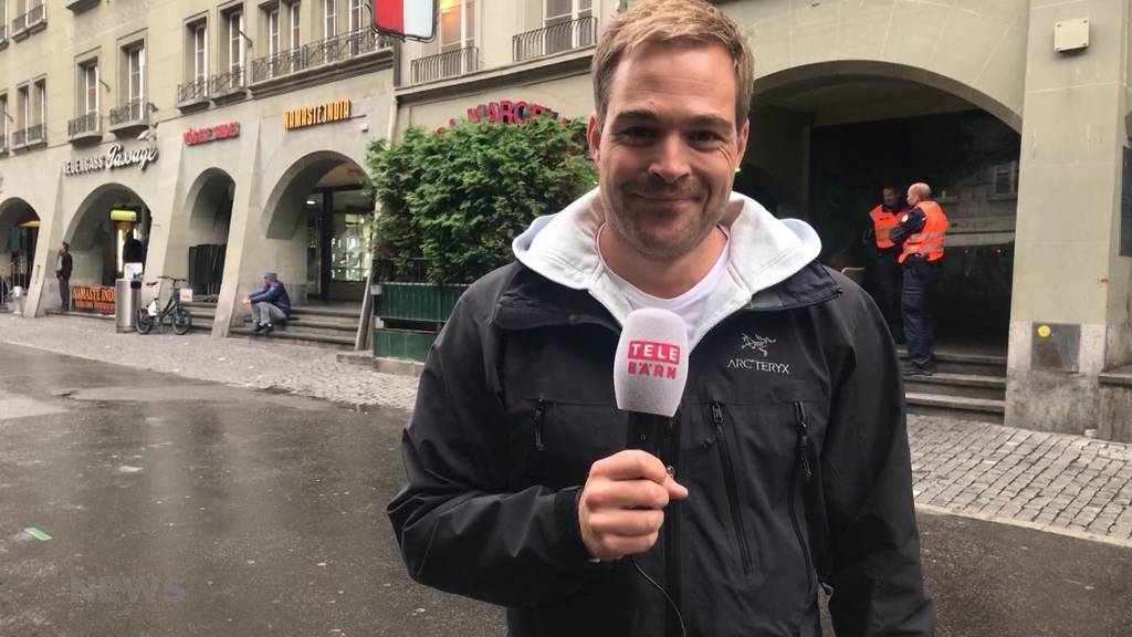 Trotz schlechtem Wetter: YB-Fans fiebern in der Aarbergergasse mit