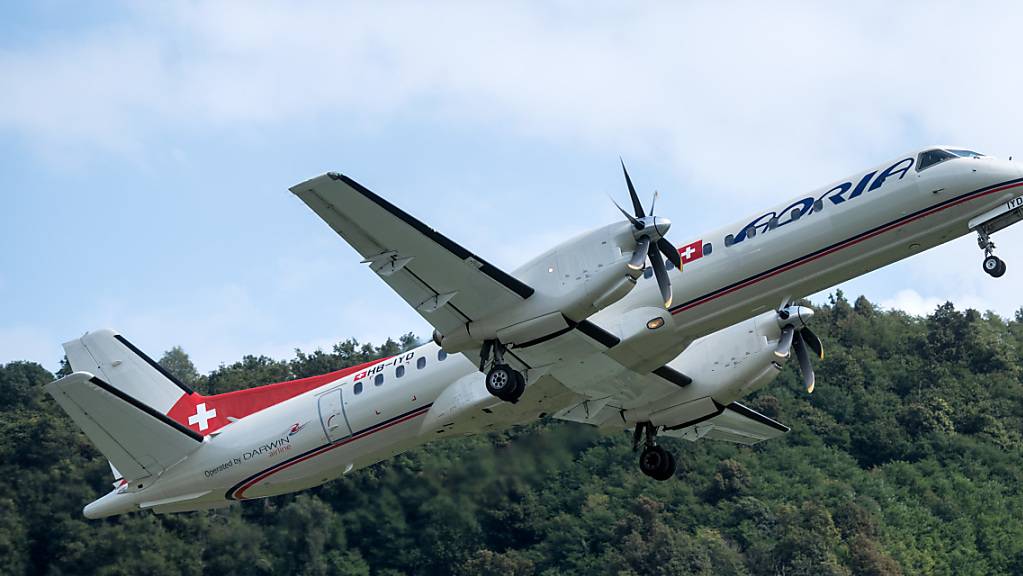 Ein Bild aus vergangenen Tagen: ein Flugzeug der Adria Airways in der Luft (Archivbild).