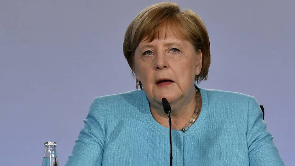 Bundeskanzlerin Angela Merkel (CDU) spricht bei einer Pressekonferenz im Bundeskanzleramt. Foto: John Macdougall/AFP/POOL/dpa