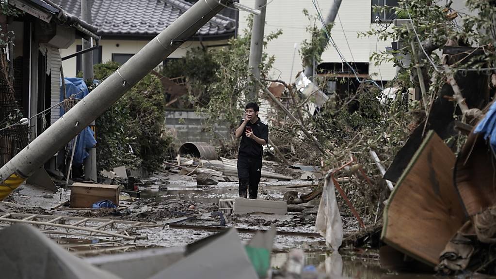 Trotz verheerenden Wirbelstürmen wie dem Taifun «Hagibis» in Japan sind die weltweiten Katastrophenschäden im laufenden Jahr markant kleiner ausgefallen als 2018. (Archiv)