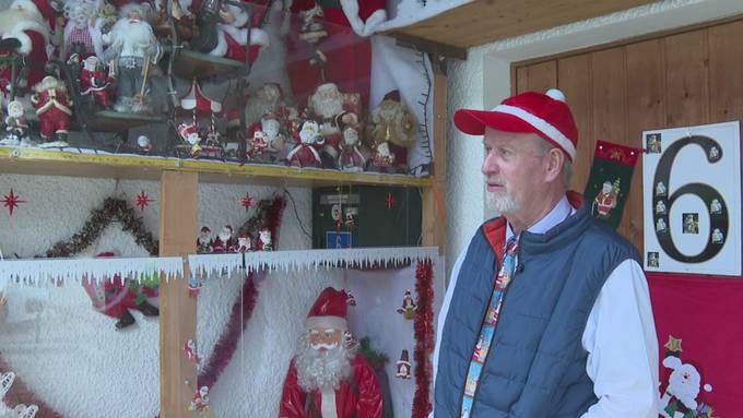 Imposant: Erich Dobler schmückt sein Haus in Mümliswil mit 400 Samichlaus-Figuren