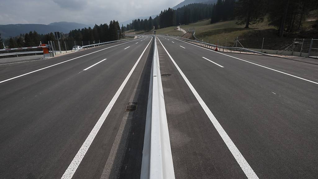 21-jähriger im Berner Jura mit 152 statt 80 km/h unterwegs