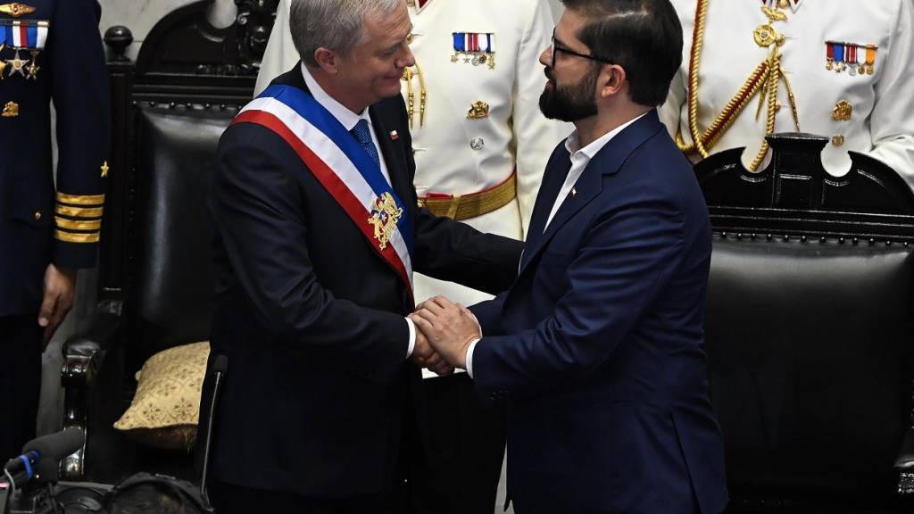 Rechtspolitiker Kast tritt Amt als Chiles Präsident an