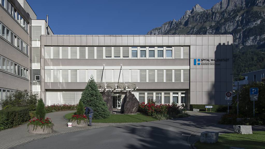 Das Kantonsspital Graubünden will das Spital Walenstadt unter gewissen Bedingungen weitergeführt. (Archivbild)
