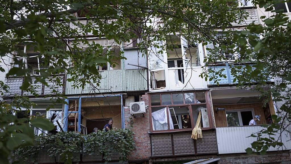 Russische Truppen melden weiteres Vorrücken im Donbass