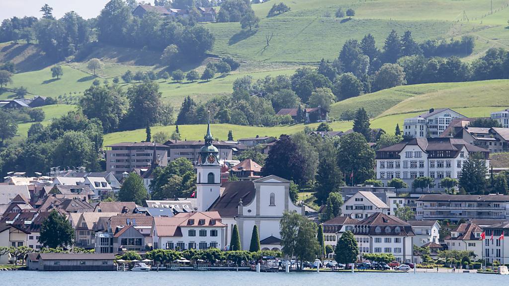 Küssnacht ist eine der Schwyzer Gemeinden, in denen die Eigenheimpreise stark steigen. (Archivaufnahme)