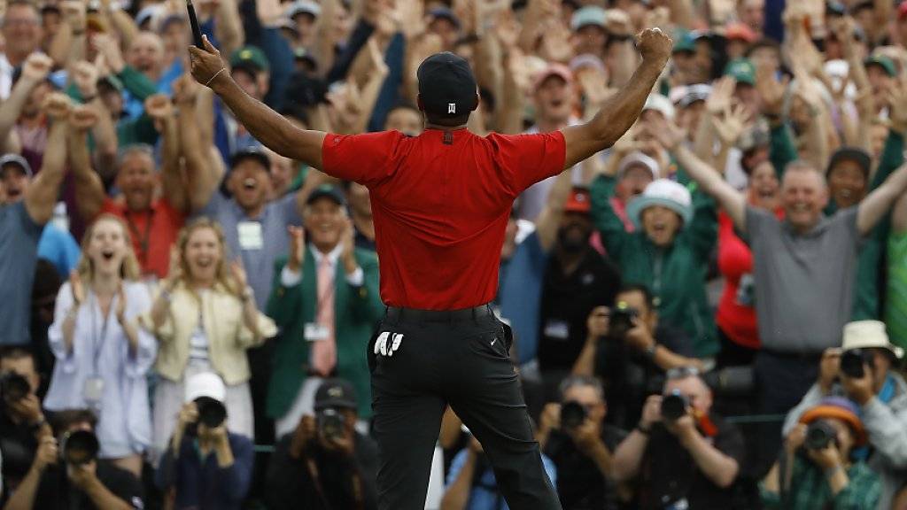 Die Menge tobt, Tiger Woods auch