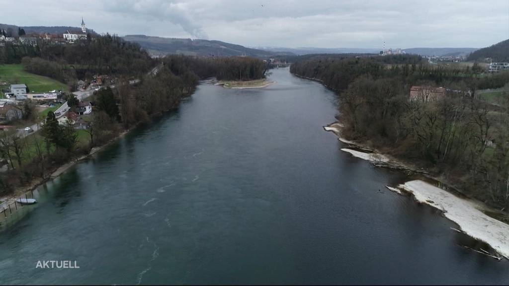 Polizei rettet 2-jährigen Bub aus der Aare