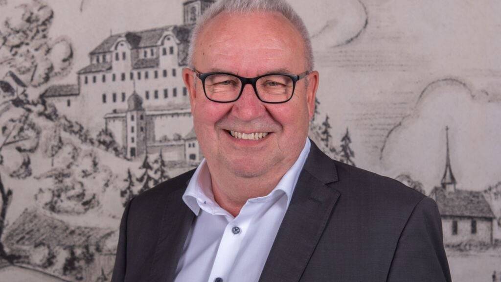 Der Werthensteiner Gemeindepräsident Beat Bucheli (Mitte) tritt 2026 zurück.
