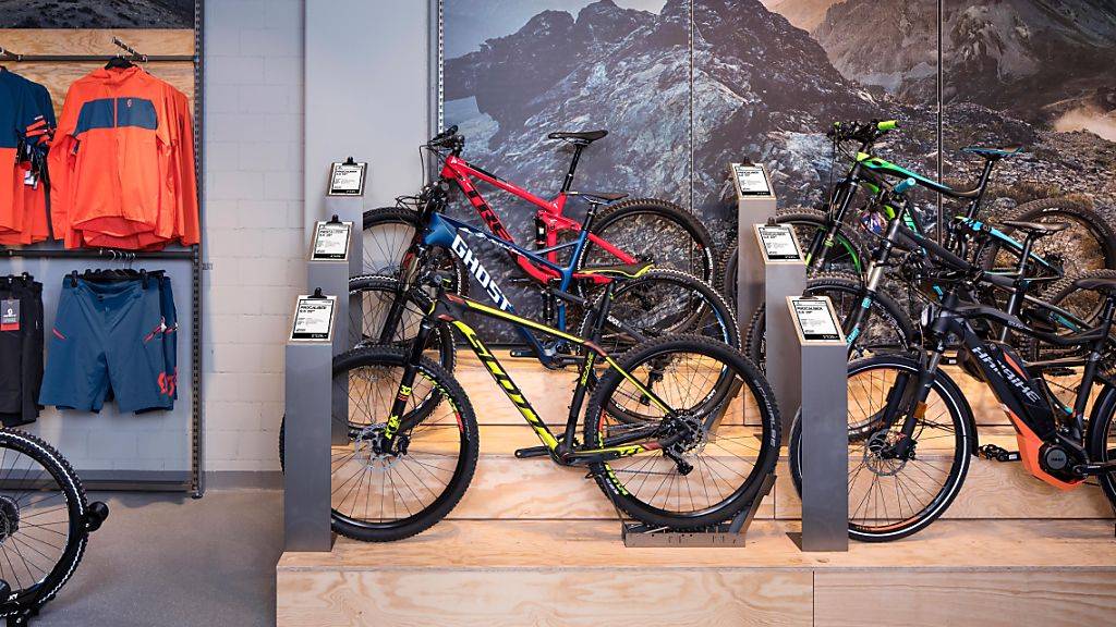 Die Migros will mit ihrer neuen Velo-Fachhandelskette Bike World den Schweizer Bikemarkt erobern.