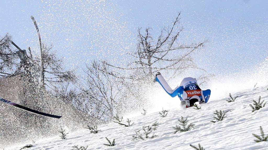 Im März 2021 stürzt Daniel-André Tande in Planica schwer. Mehr als drei Jahre später leidet der 30-Jährige immer noch an den Folgen des Unfalls und beendet seine Karriere