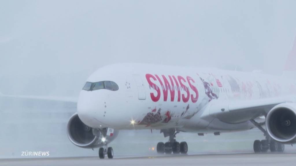 Neuer SWISS Airbus A350 landet in Zürich