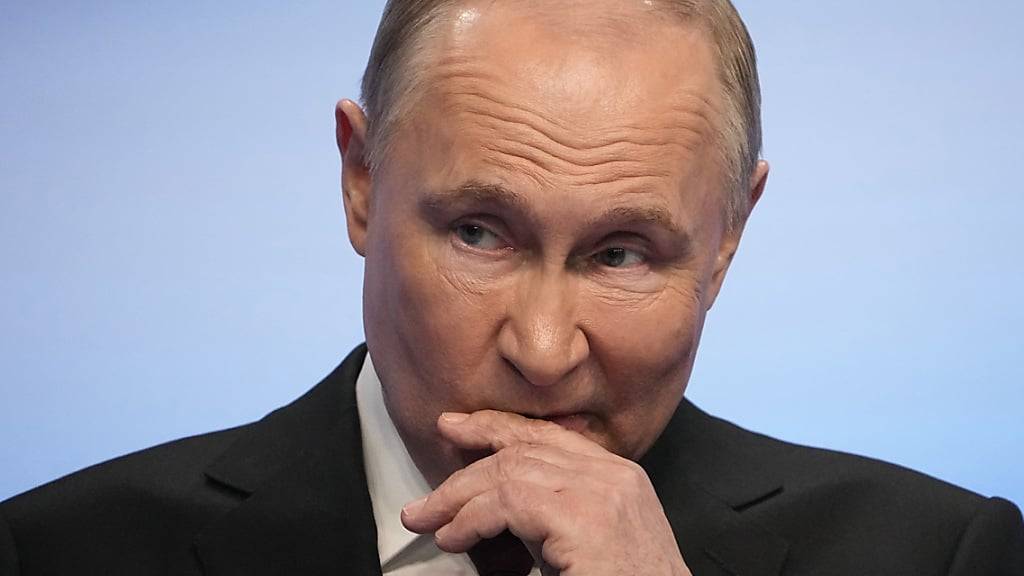 Der Wahlverlierer: Zumindest die Russinnen und Russen in der Schweiz haben Wladimir Putin nicht zum Präsidenten gewählt. Die Angst des 71-Jährigen vor einer Niederlage war so gross, dass er mehrere Rivalinnen und Rivalen im Vorfeld von der Wahl ausschliessen liess.