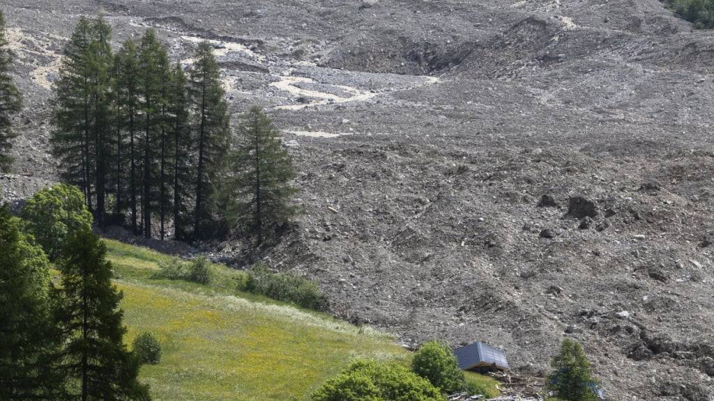 Ein grosser Teil des Dorfes Blatten im Lötschental im Kanton Wallis wurde unter Massen von Eis, Schlamm und Felsen begraben.