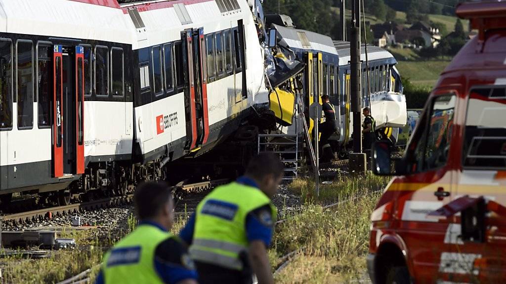 Beim Zugunfall in Granges-Marnand VD im Jahr 2013 wurden ein Lokführer getötet und 26 Passagiere verletzt.