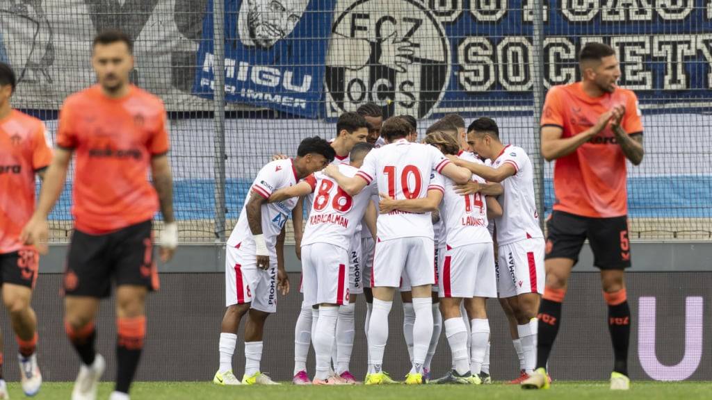 Die Sittener jubeln über den nächsten Heimsieg gegen den FC Zürich