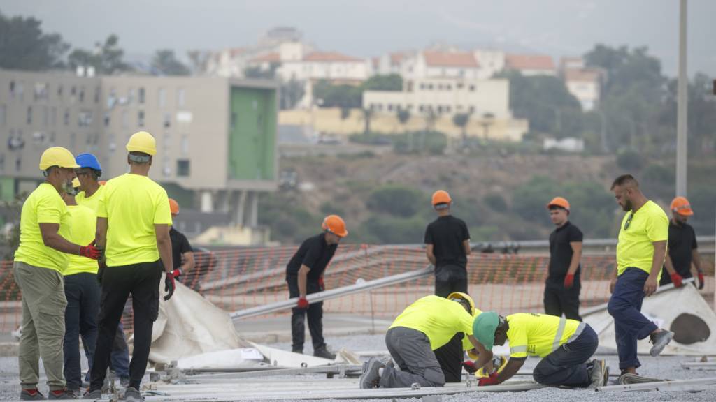 Spaniens Regierung übernimmt Kontrolle über Hafen von Ceuta