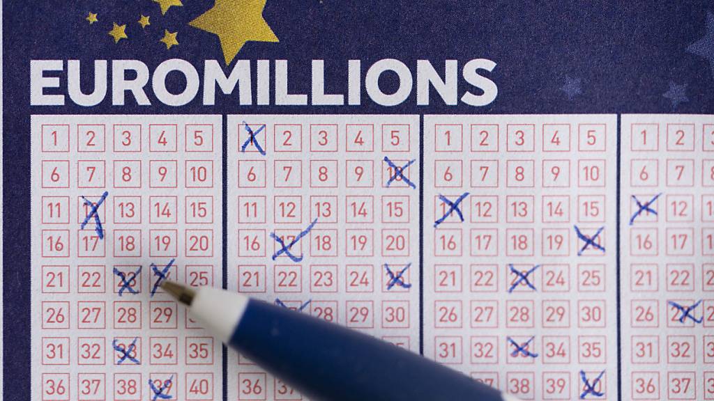 zwei Glückliche holen Euro Millions-Jackpot