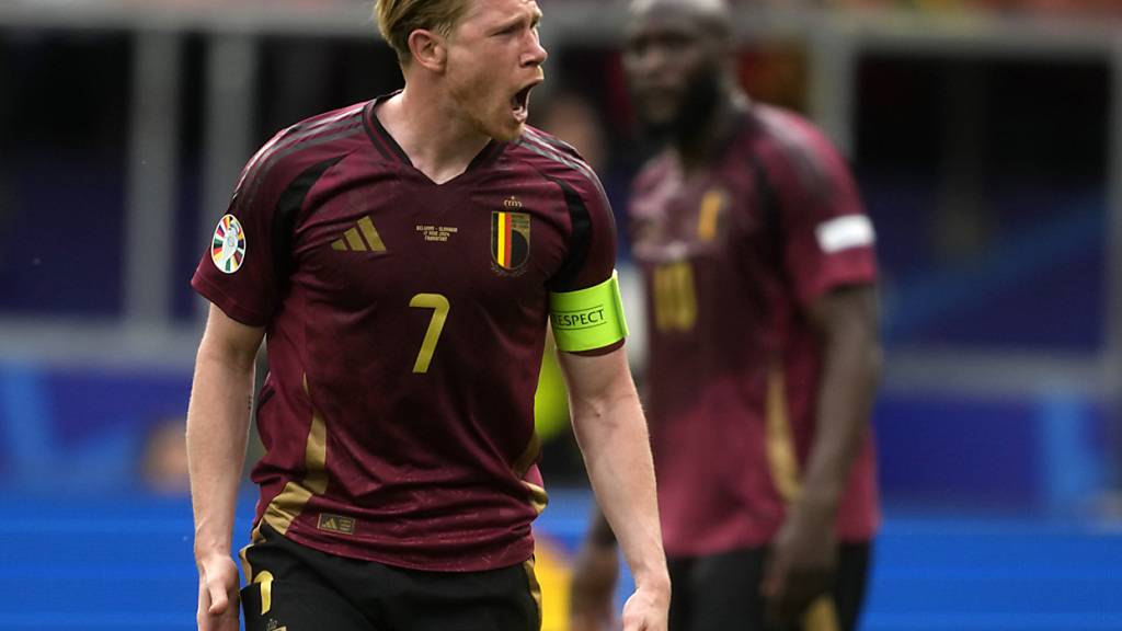 Belgiens Captain Kevin De Bruyne ärgert sich