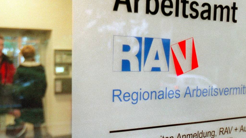 Die Arbeitslosenquote im Mai ist saisonbereinigt angestiegen: ein regionales Arbeitsvermittlungsamt RAV in Winterthur (Archivbild).