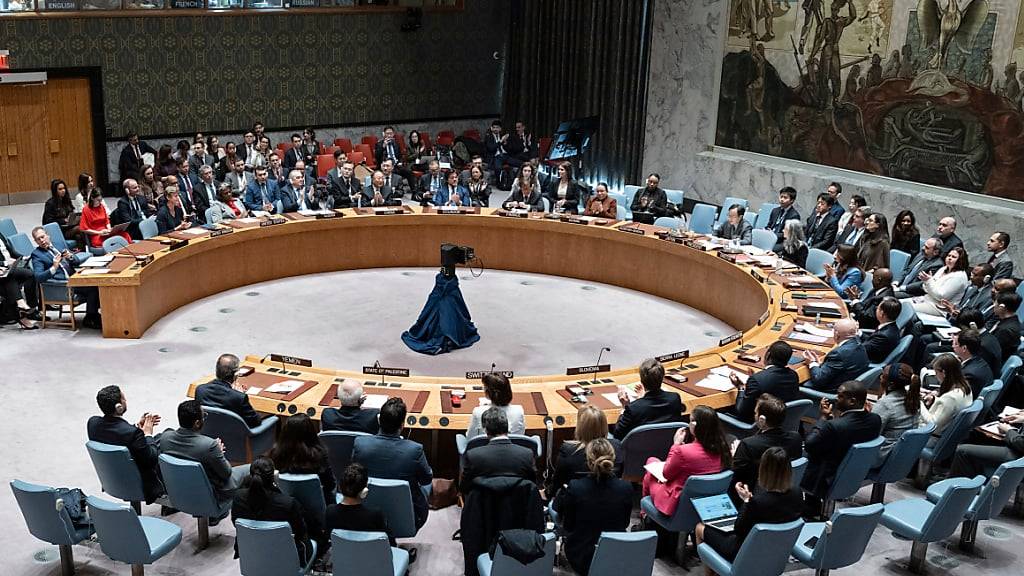ARCHIV - Der UN-Sicherheitsrat will noch am Montag über eine von den USA eingebrachte Resolution abstimmen, die den von US-Präsident Joe Biden vorgestellten Plan für eine Waffenruhe im Gaza-Krieg unterstützt. Foto: Craig Ruttle/AP/dpa