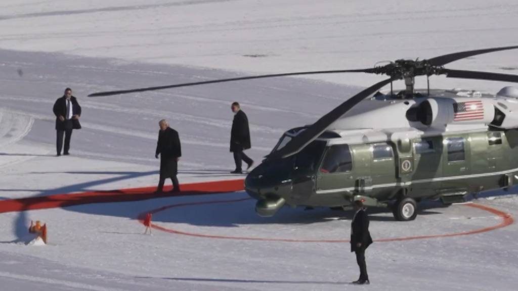 Roter Teppich ausgerollt: Donald Trump ist in Davos angekommen