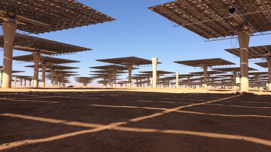 ARCHIV - Bei Ouarzazate in Marokko entsteht der größte Solarkraft-Komplex der Welt. Foto: Teresa Dapp/dpa