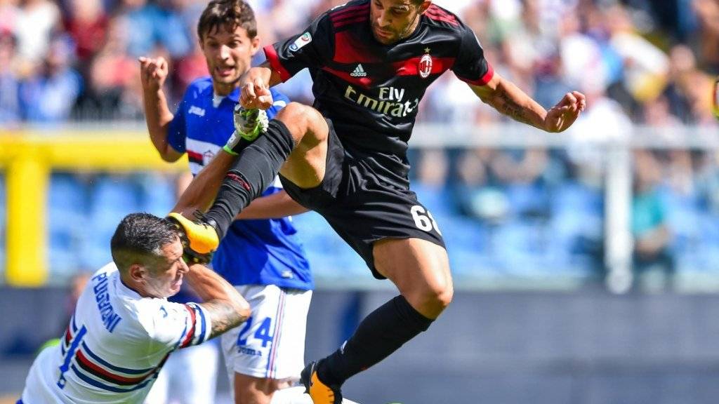 Ricardo Rodriguez kommt gegen Sampdorias Goalie Christian Puggioni zu spät.