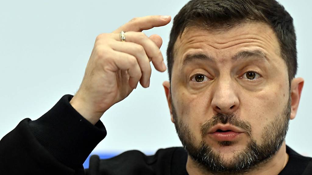 «In diesem Krieg geht es darum, zu entscheiden, wie Europa aussehen soll», sagt Wolodymyr Selenskyj, Präsident der Ukraine. Foto: Eric Lalmand/Belga/dpa