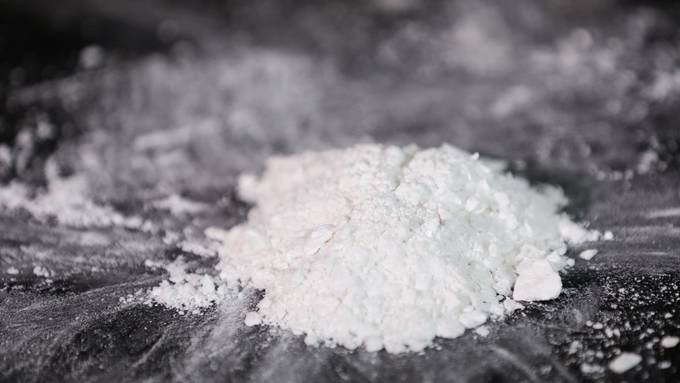 Polizei nimmt Drogenkurier mit drei Kilo Kokain fest