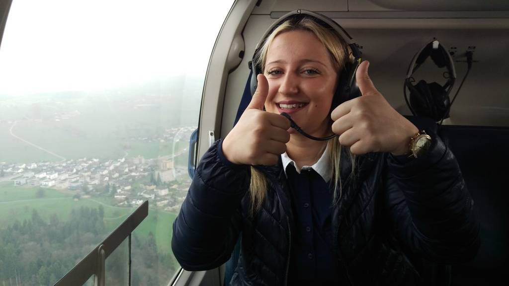 Kein Zug: Diana aus Hitzkirch fliegt zur Arbeit