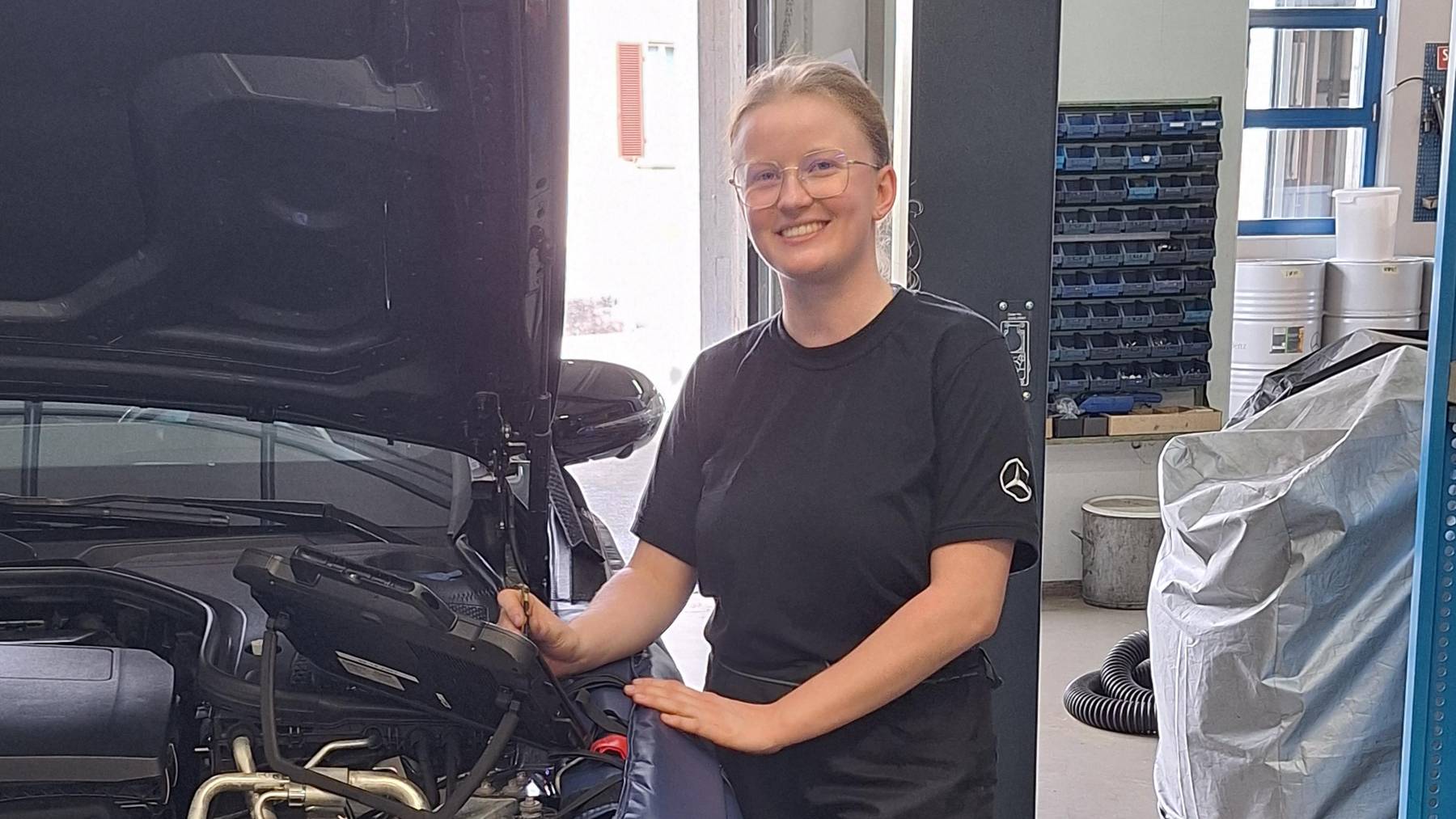 Vanessa Schüpbach tritt als Automobil-Mechatronikerin bei den SwissSkills 2023 an.