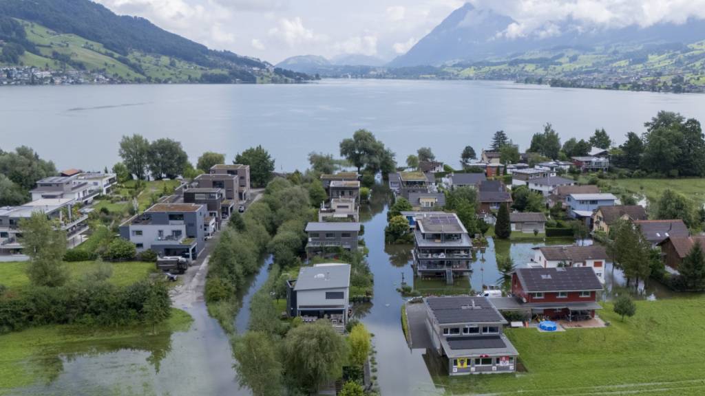 Überschwemmungen, Hitzewellen oder Stürme: Extremwetterereignisse als Folge des Klimawandels bedrohen einen Viertel der Firmen im deutschsprachigen Raum. (Archivbild)