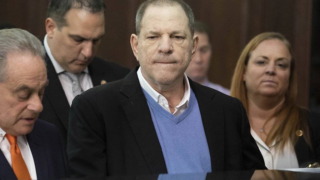 Neue Vorwürfe gegen Ex-Hollywoodmogul Harvey Weinstein: Drei weitere Frauen reichten eine Sammelklage wegen sexueller Übergriffe ein. (Archivbild)