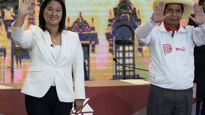 Castillo liegt bei Präsidentschaftswahl in Peru knapp vor Fujimori