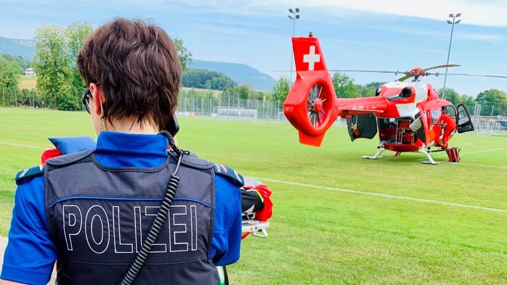 Älterer Mann nach Badeunfall mit Helikopter in Spital geflogen