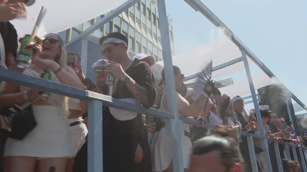 So erleben die Leute die zweitheisseste Streetparade der Geschichte