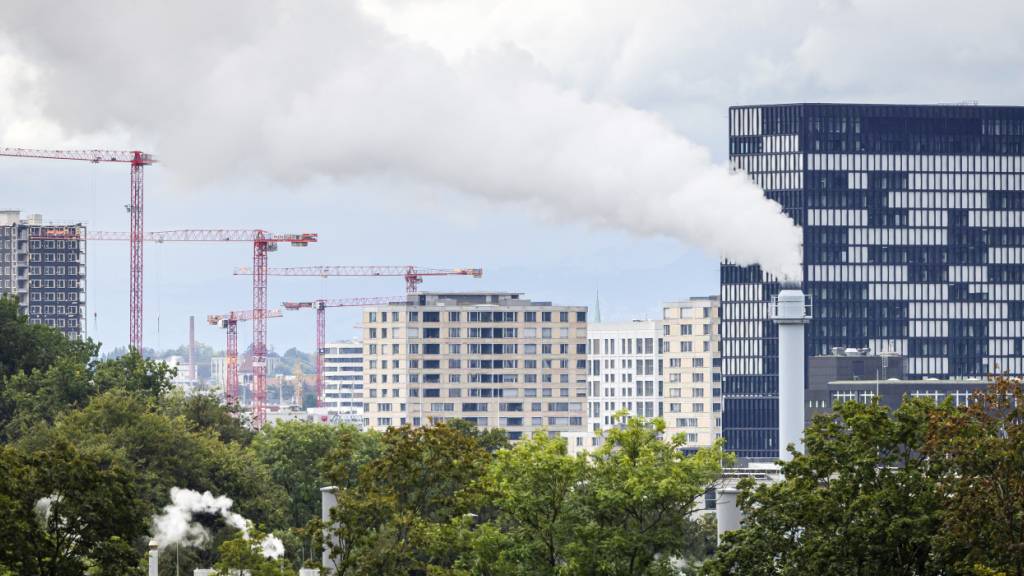 Der Zürcher Stadtrat gibt sich nicht geschlagen: Das Stimmvolk soll auch über seinen Vorschlag für die Richtlinien künftiger Hochhäuser befinden. (Archivbild)