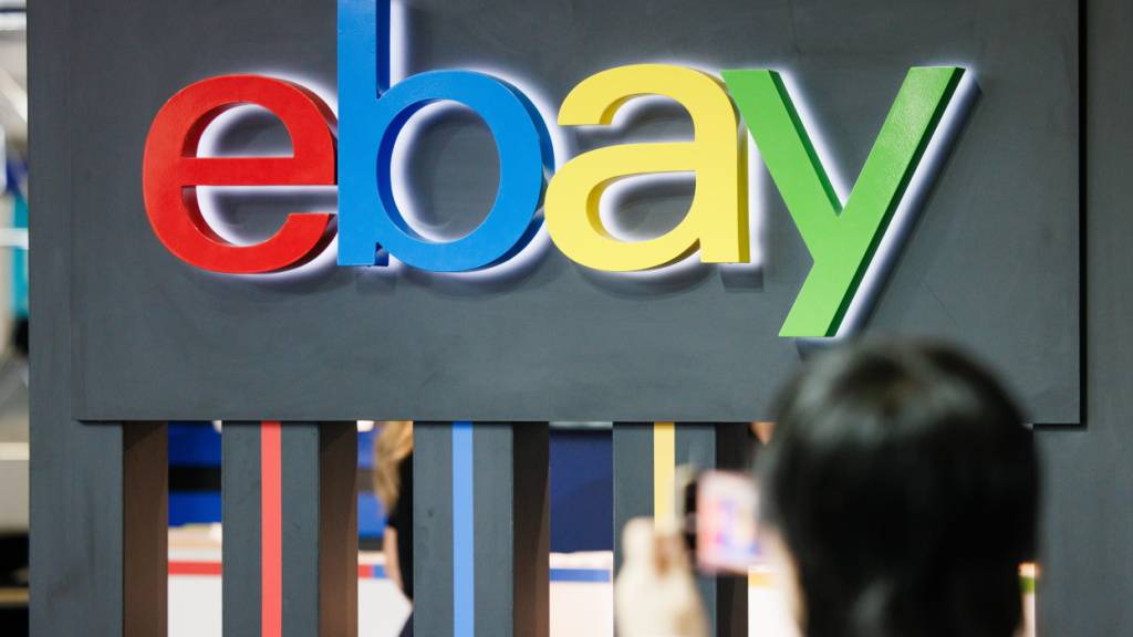 Der Online-Marktplatz eBay lehnt einen Zusammenschluss mit dem Videospiele-Händler Gamestop ab. (Archivbild)
