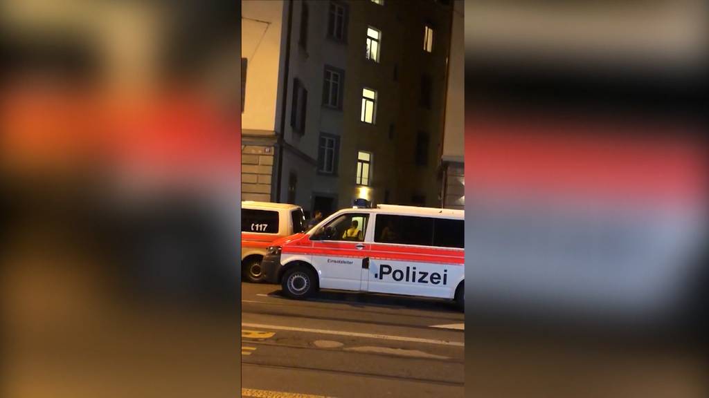 Grosseinsatz der Polizei beim Waffenplatz