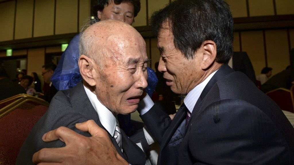 Die Treffen während der jüngsten Familienzusammenführung in Nordkorea waren tränenreich. Die meisten der Teilnehmer hatten sich seit über 60 Jahren nicht mehr gesehen.