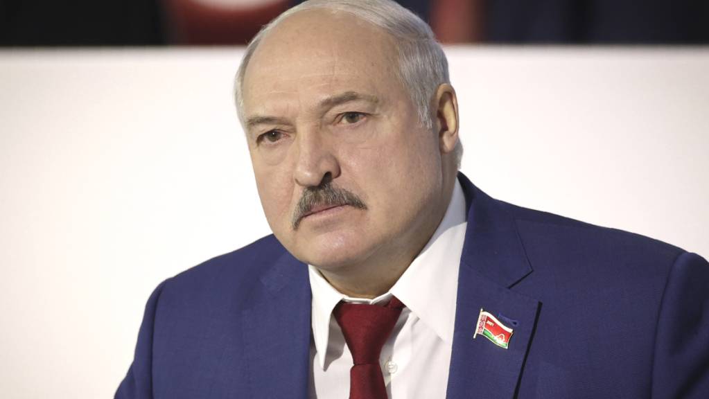 Alexander Lukaschenko, Langzeitmachthaber von Belarus, nimmt an der belarussischen Volksversammlung teil. Foto: Maxim Guchek/POOL BelTa/AP/dpa